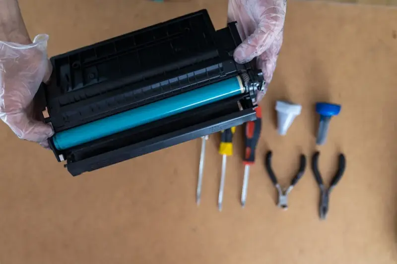 Co zrobić z zalegającymi tonerami do drukarki